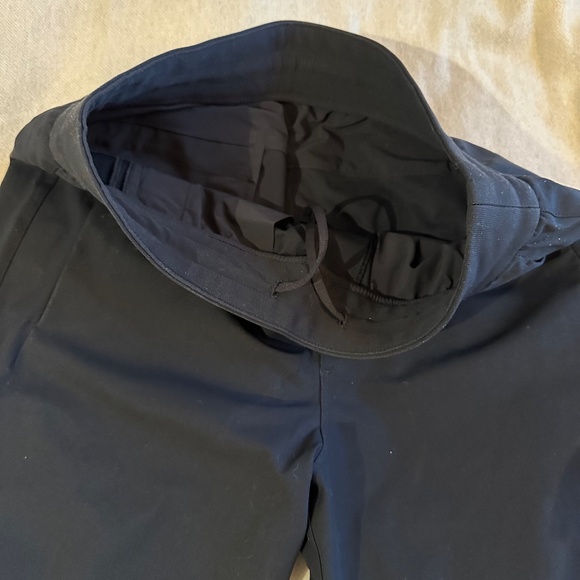 Lululemon men's training pant black size M - Picture 6 of 6